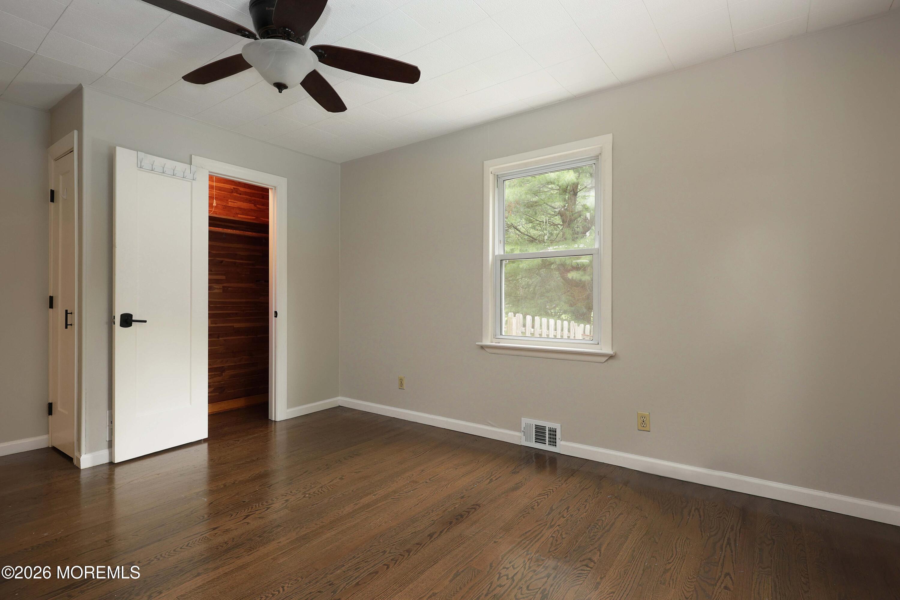47 Phalanx Road Lincroft, NJ 07738 - Photo 14 of 36 758A2085