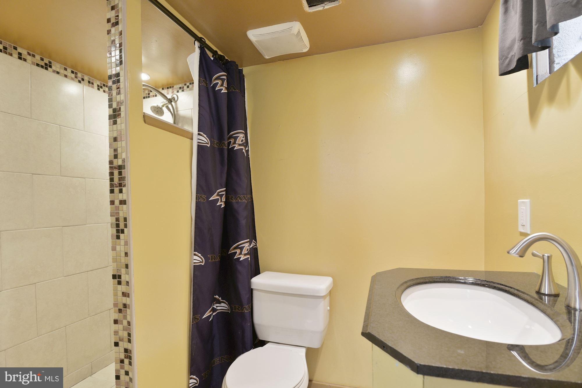 6219 Commons Road Baltimore, MD 21237 - Photo 22 of 26