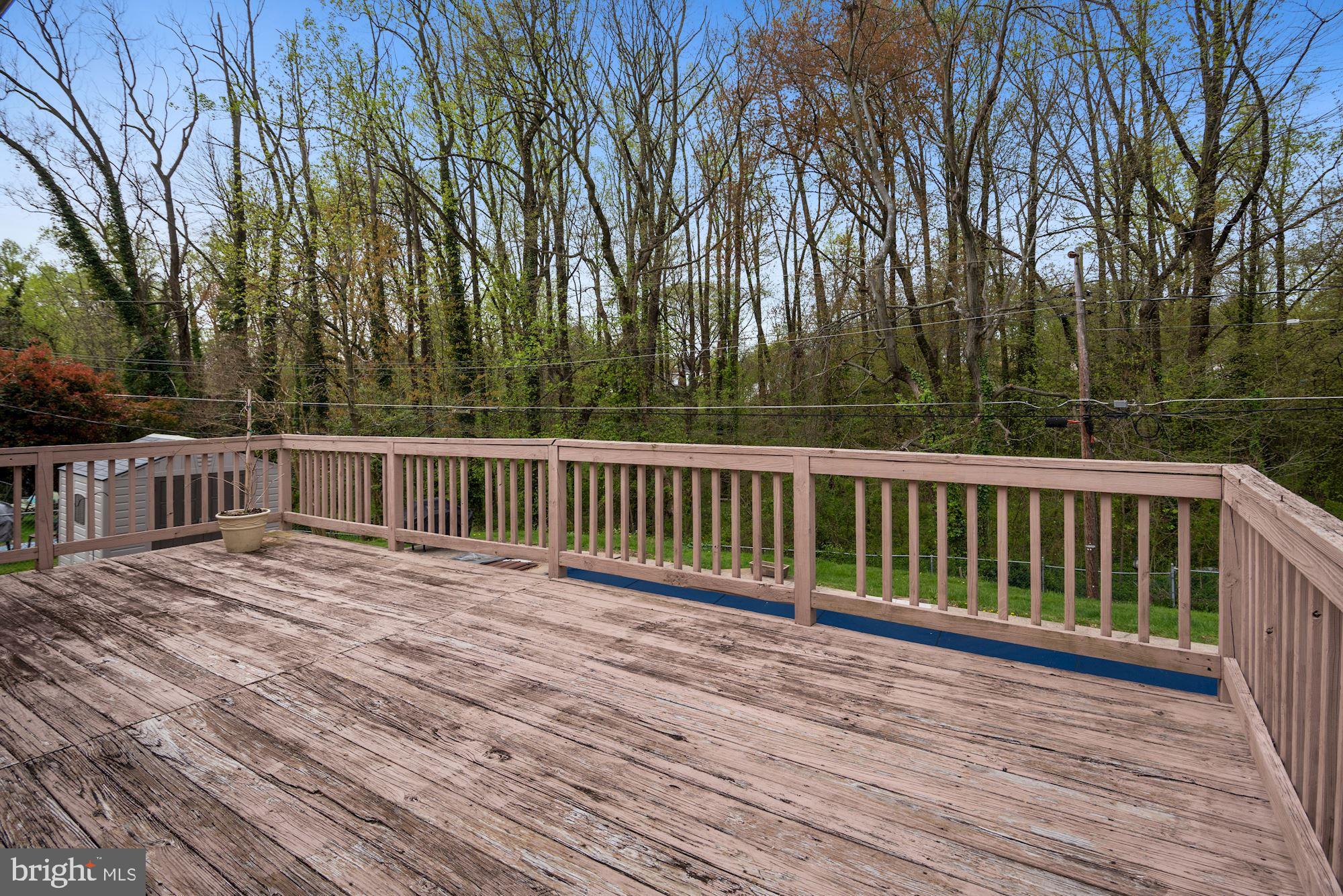 6219 Commons Road Baltimore, MD 21237 - Photo 4 of 26