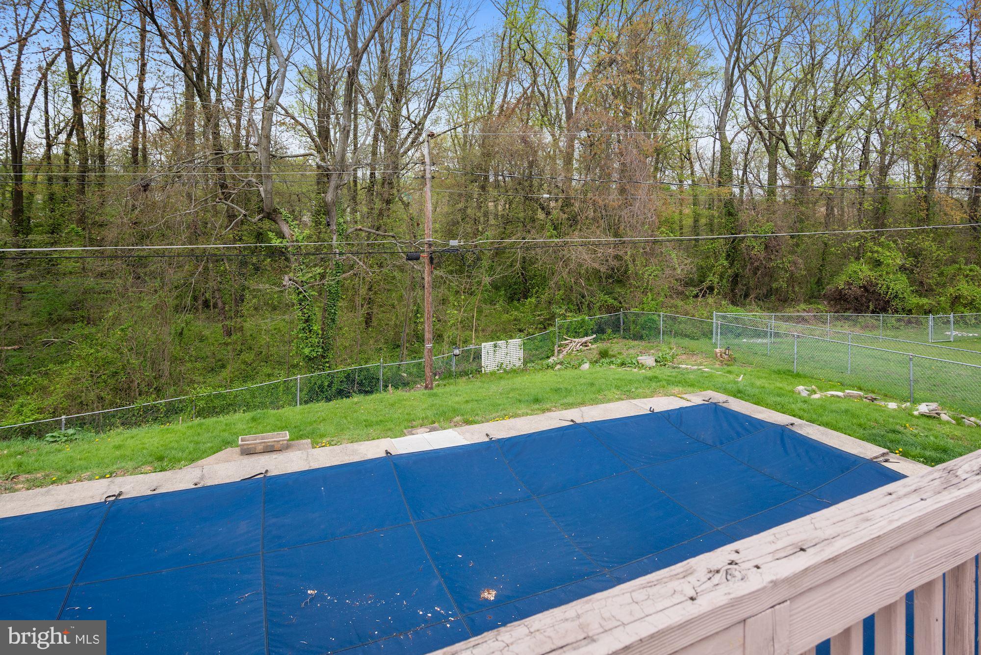 6219 Commons Road Baltimore, MD 21237 - Photo 5 of 26
