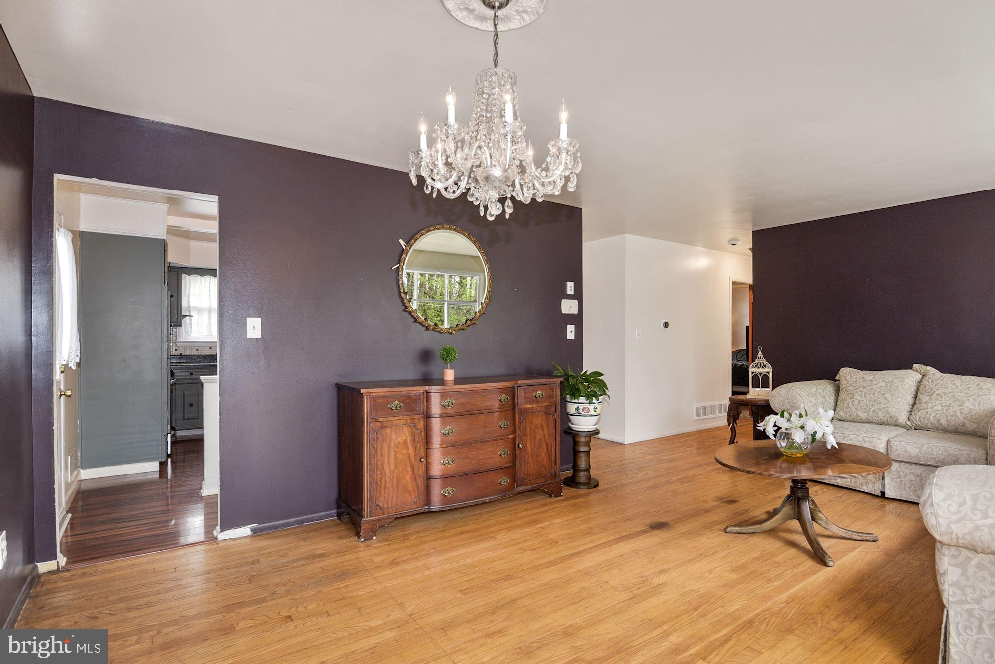 6219 Commons Road Baltimore, MD 21237 - Photo 9 of 26