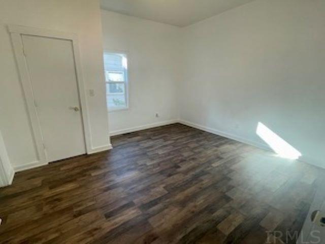 1210 Ridgeway Avenue Vincennes, IN 47591 - Photo 5 of 12 Gallery Image 5