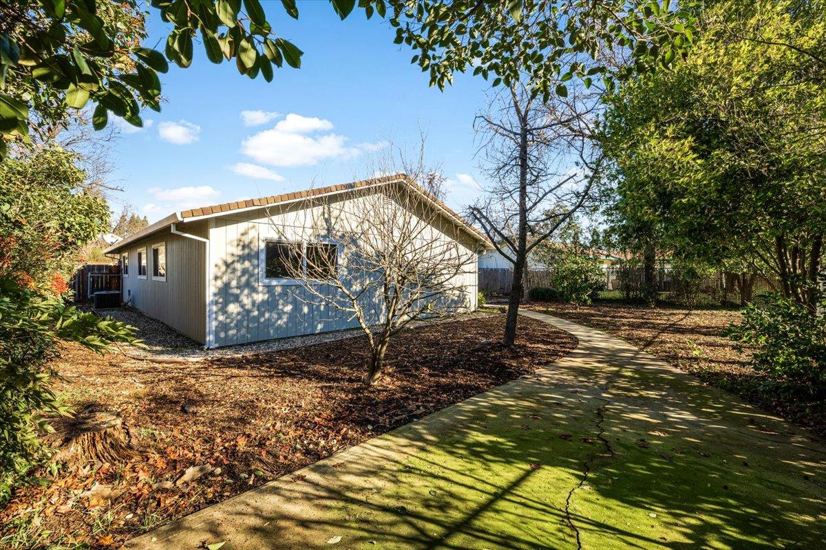 6318 David Avenue Loomis, CA 95650 - Photo 7 of 26