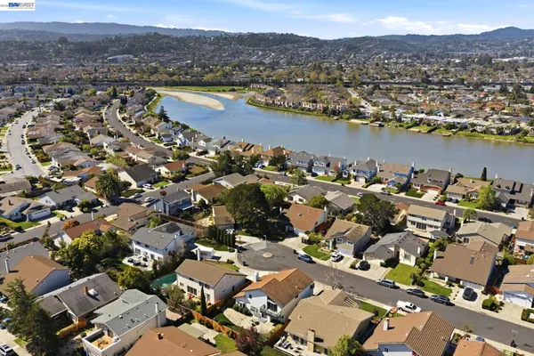$2,895,000 | 330 Tampa Court, Foster City, CA 94404