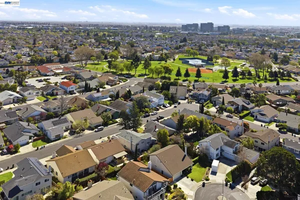$2,895,000 | 330 Tampa Court, Foster City, CA 94404