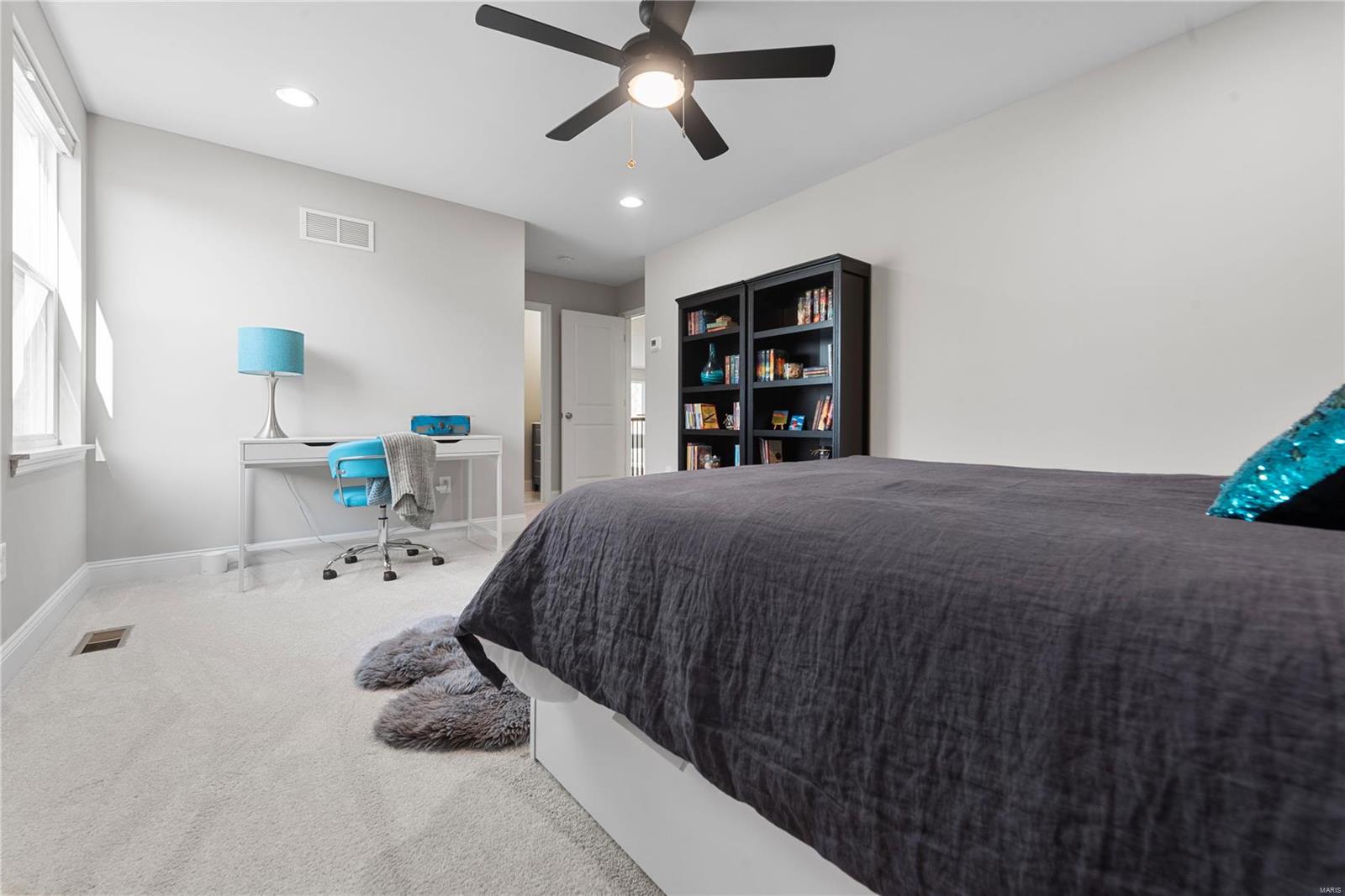 1120 Patchwork Fields Chesterfield, MO 63005 - Photo 24 of 29