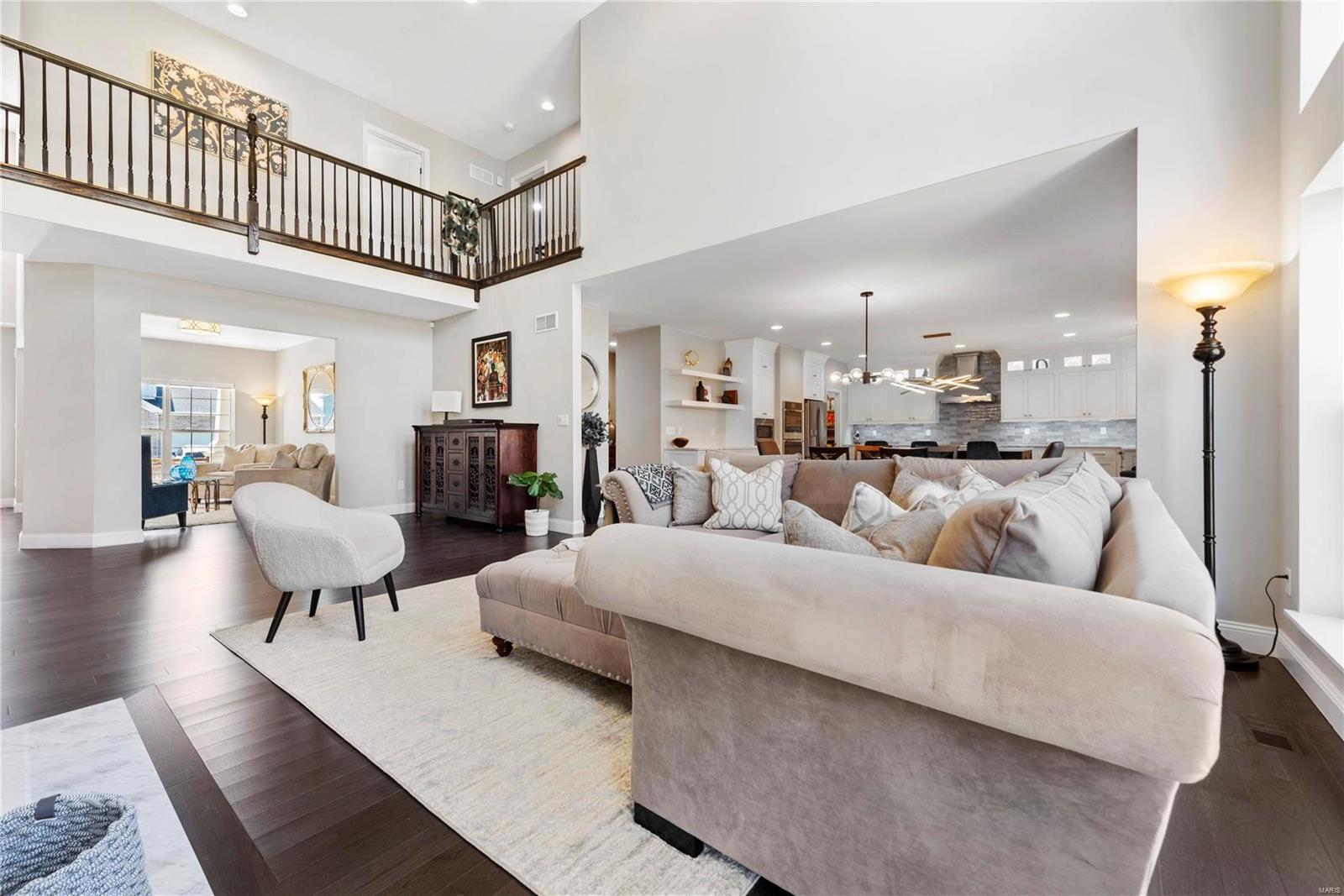 1120 Patchwork Fields Chesterfield, MO 63005 - Photo 5 of 29