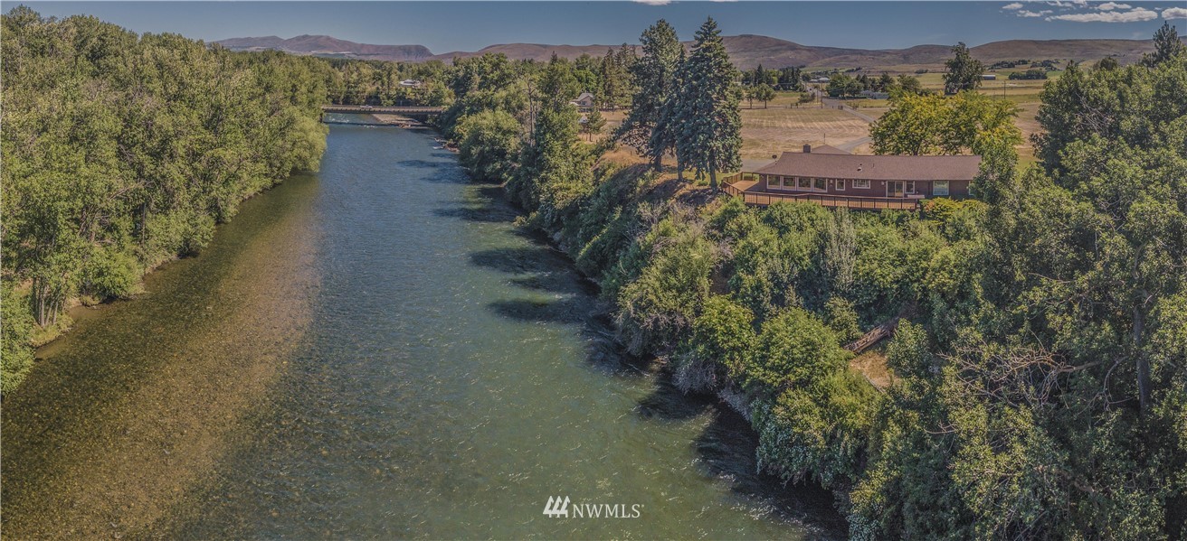4291 Brown Road Ellensburg, WA 98926 - Photo 3 of 25 Gallery Image 3