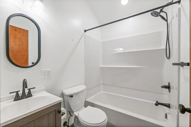 $160,000 | 411 East 13th Street, Gibson City, IL 60936