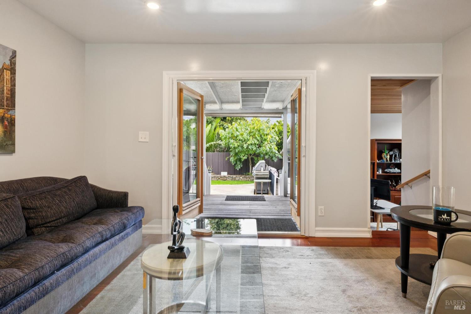 10 North Knoll Road Mill Valley, CA 94941 - Photo 20 of 43 Gallery Image 20
