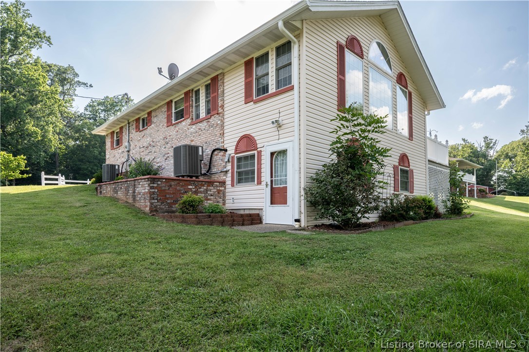 515 Lincoln Hills Road Northwest Corydon, IN 47112 - Photo 1 of 37