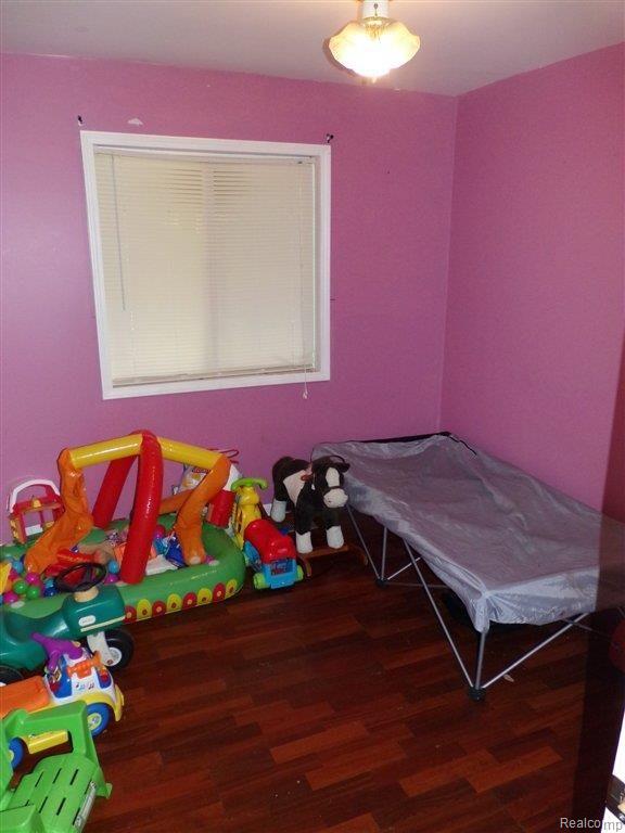 12029 East Mt Morris Road Davison, MI 48423 - Photo 11 of 17 BED ROOM