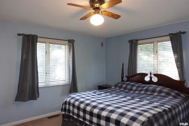 $250,000 | 2819 Montague Drive, Galesburg, IL 61401