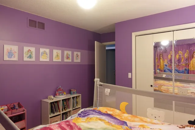 $250,000 | 2819 Montague Drive, Galesburg, IL 61401