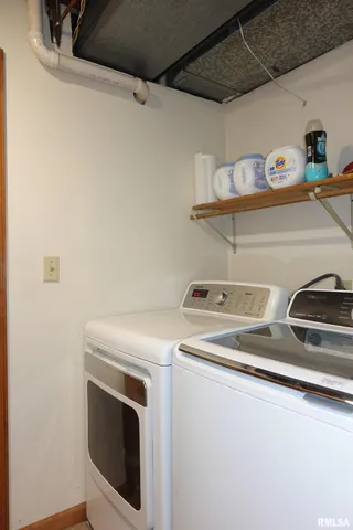 $250,000 | 2819 Montague Drive, Galesburg, IL 61401