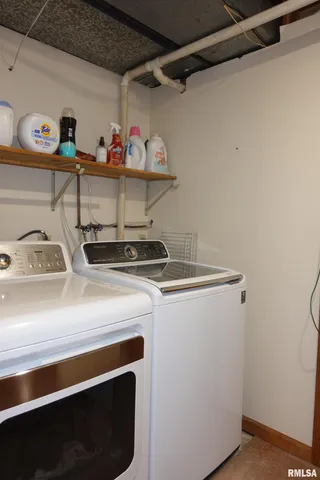 $250,000 | 2819 Montague Drive, Galesburg, IL 61401