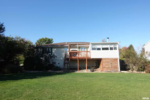 $250,000 | 2819 Montague Drive, Galesburg, IL 61401