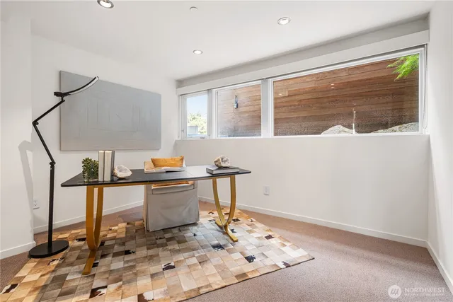 $6,780,000 | 9135 Northeast 19th Street, Clyde Hill, WA 98004