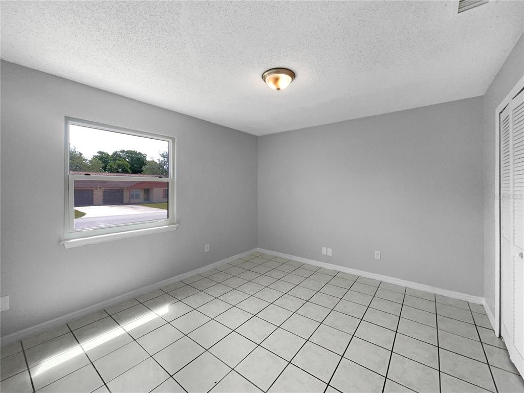 52 Hydrangea Lane DeBary, FL 32713 - Photo 5 of 22