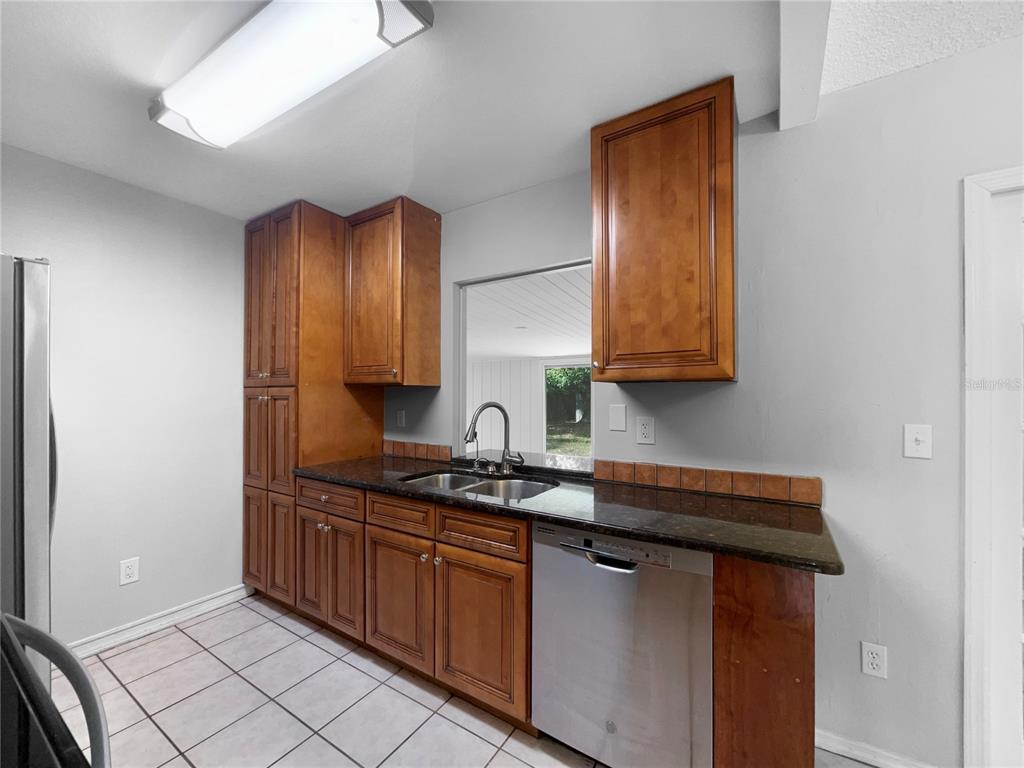 52 Hydrangea Lane DeBary, FL 32713 - Photo 10 of 22