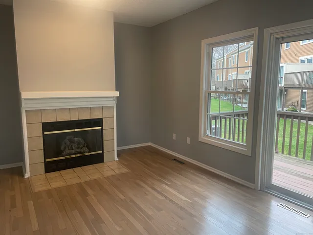 $2,600 | 173 Foxbridge Village Road, Unit 173, Branford, CT 06405