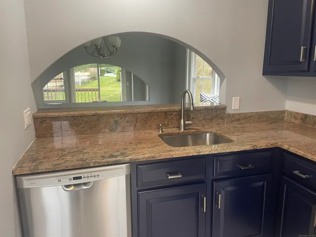 $2,600 | 173 Foxbridge Village Road, Unit 173, Branford, CT 06405