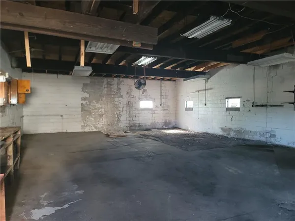 a view of an ocean and a mountain view