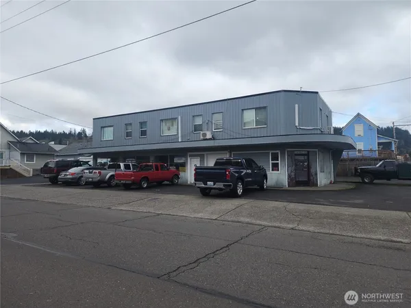 $375,000 | 48 Southwest Chehalis Avenue, Chehalis, WA 98532