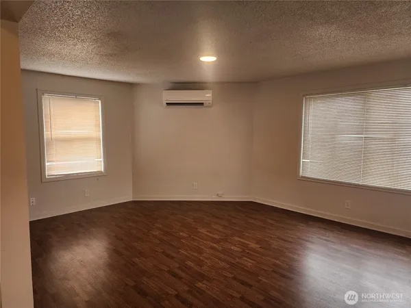 $375,000 | 48 Southwest Chehalis Avenue, Chehalis, WA 98532