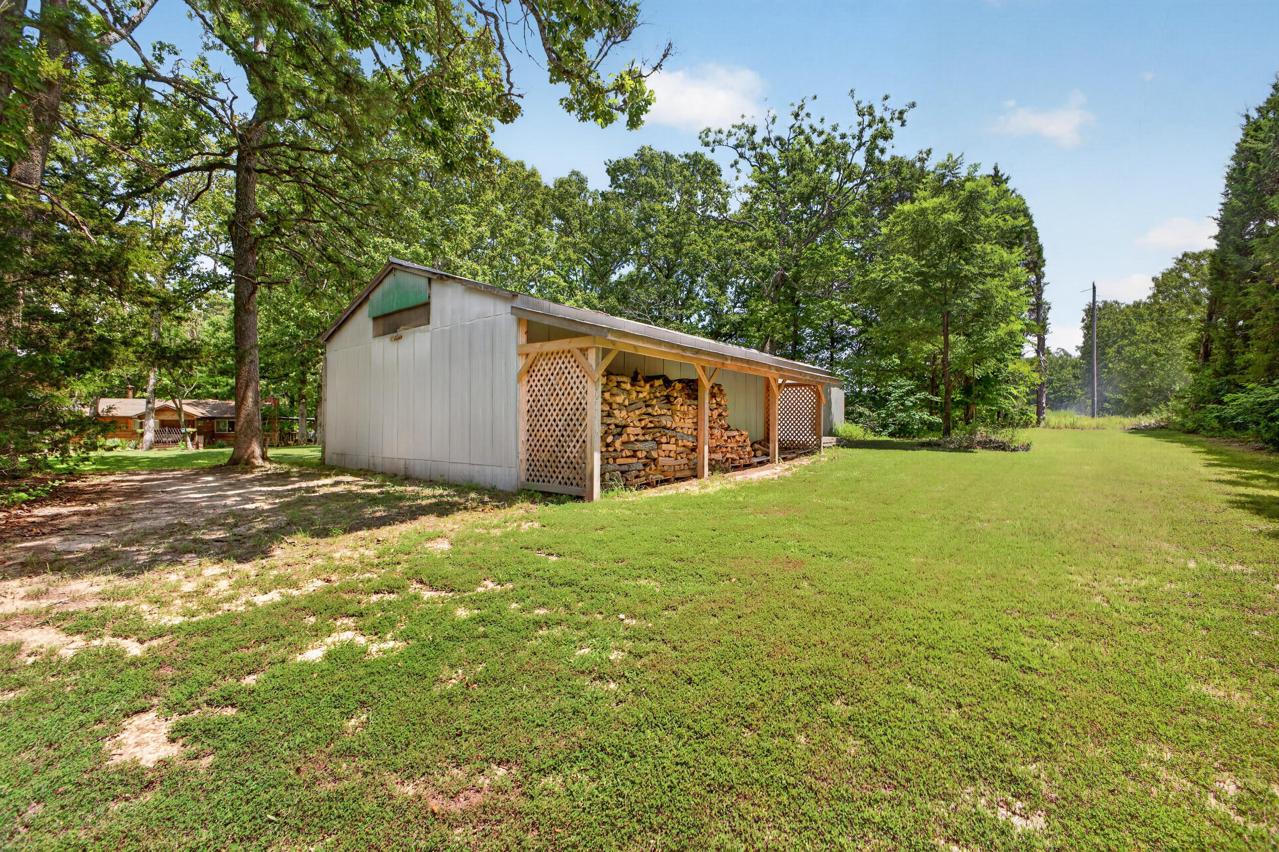 411 Moon Valley Road Lebanon, MO 65536 - Photo 109 of 144 IMG_2734