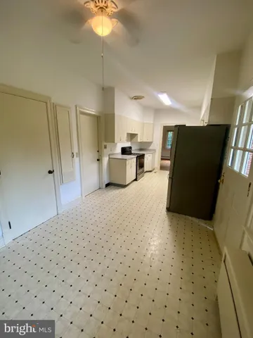 $2,800 | 1127 Hanover Street, Fredericksburg, VA 22401