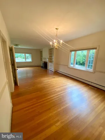 $2,800 | 1127 Hanover Street, Fredericksburg, VA 22401