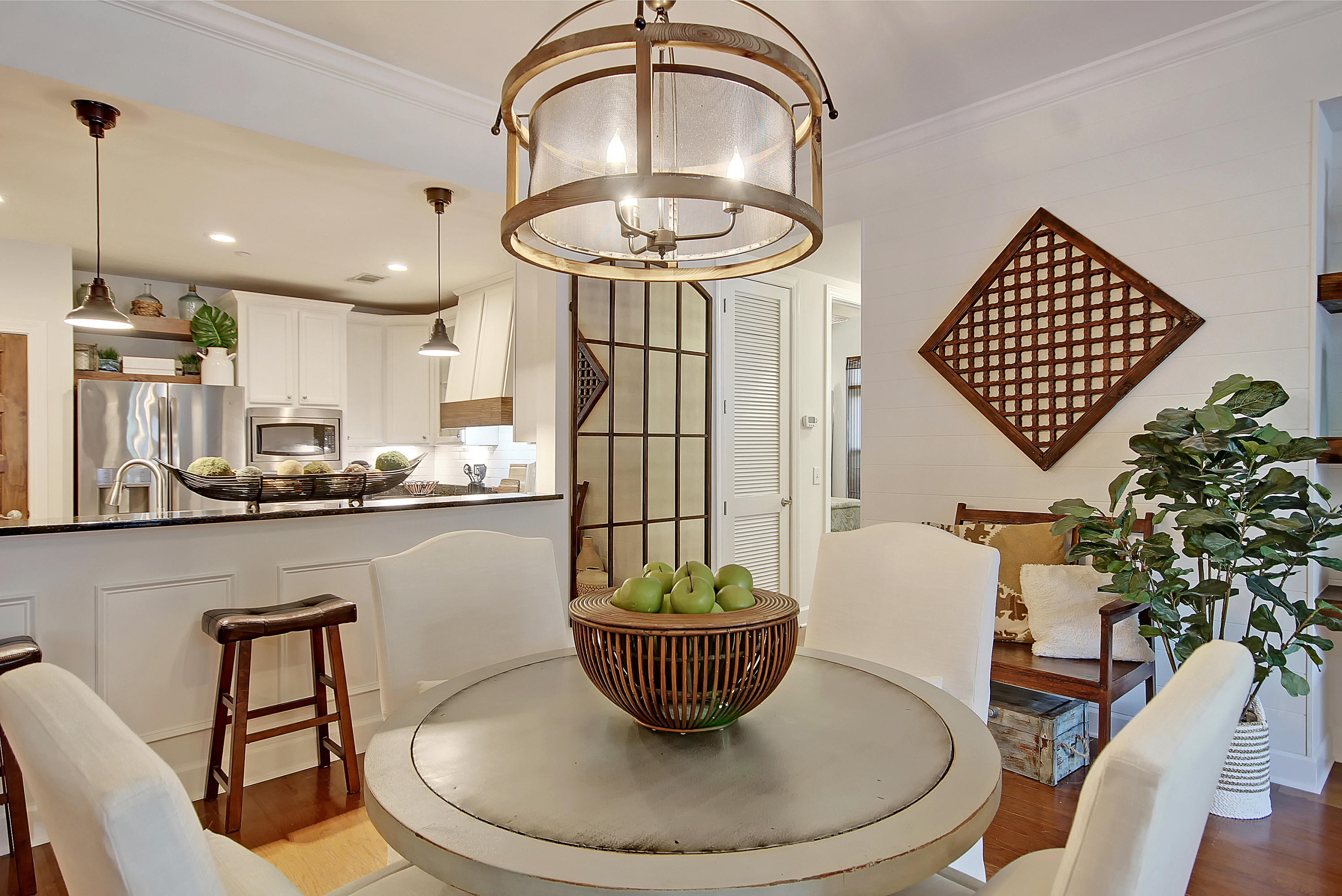 135 Pier View Street, Unit 101 Charleston, SC 29492 - Photo 10 of 45 Dining Room