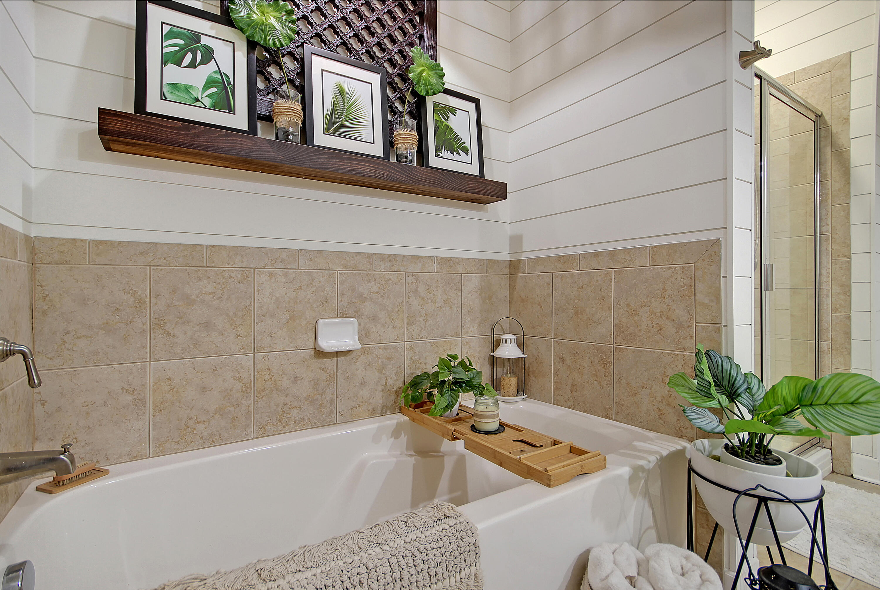 135 Pier View Street, Unit 101 Charleston, SC 29492 - Photo 20 of 45 Soaking Tub