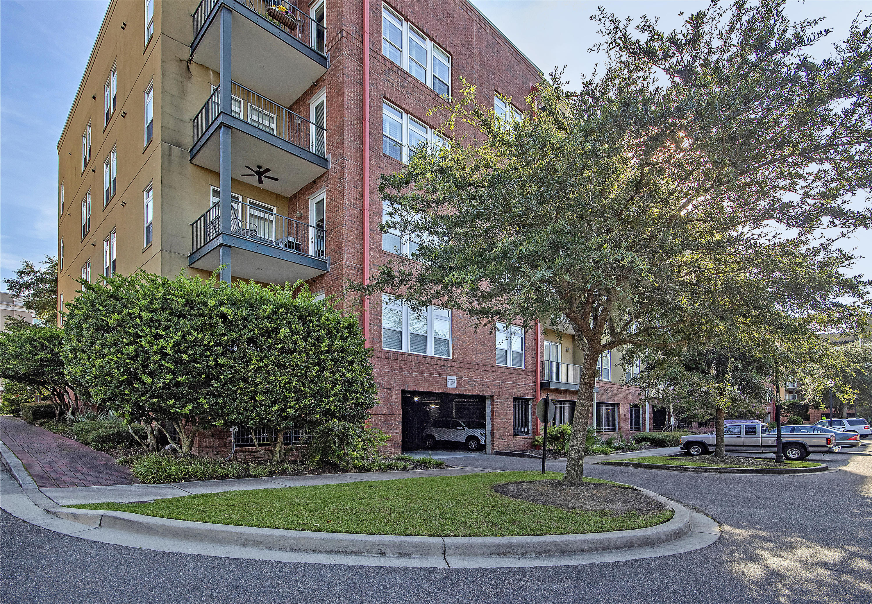 135 Pier View Street, Unit 101 Charleston, SC 29492 - Photo 32 of 45 Entrance to Parking Garage