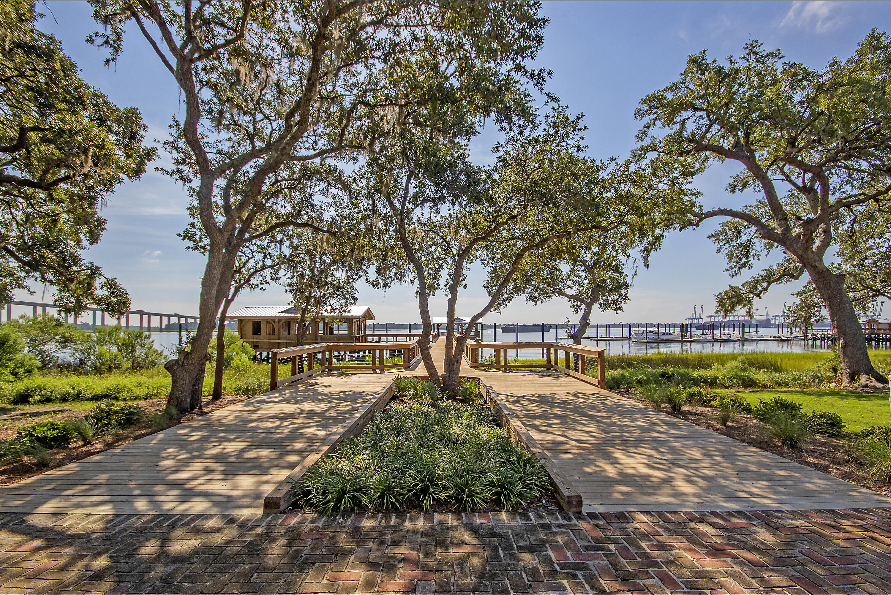135 Pier View Street, Unit 101 Charleston, SC 29492 - Photo 40 of 45 Marina!