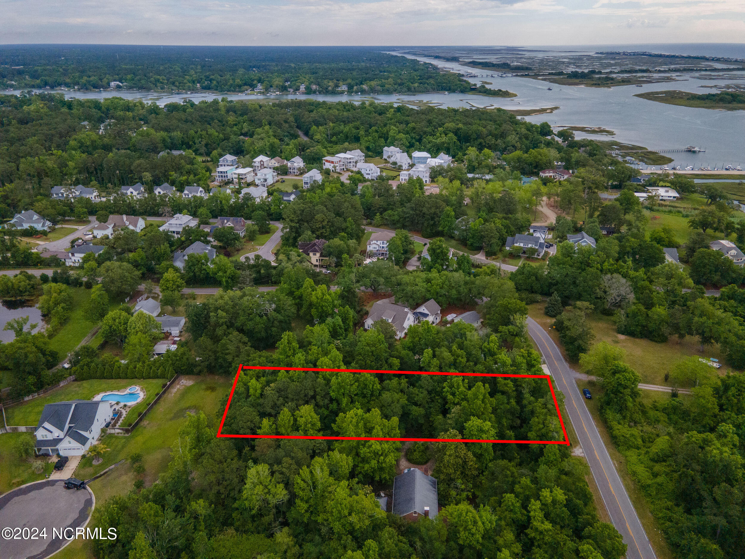 1904 Middle Sound Loop Road Wilmington, NC 28411 - Photo 4 of 13 1904middlesoundloop_00003