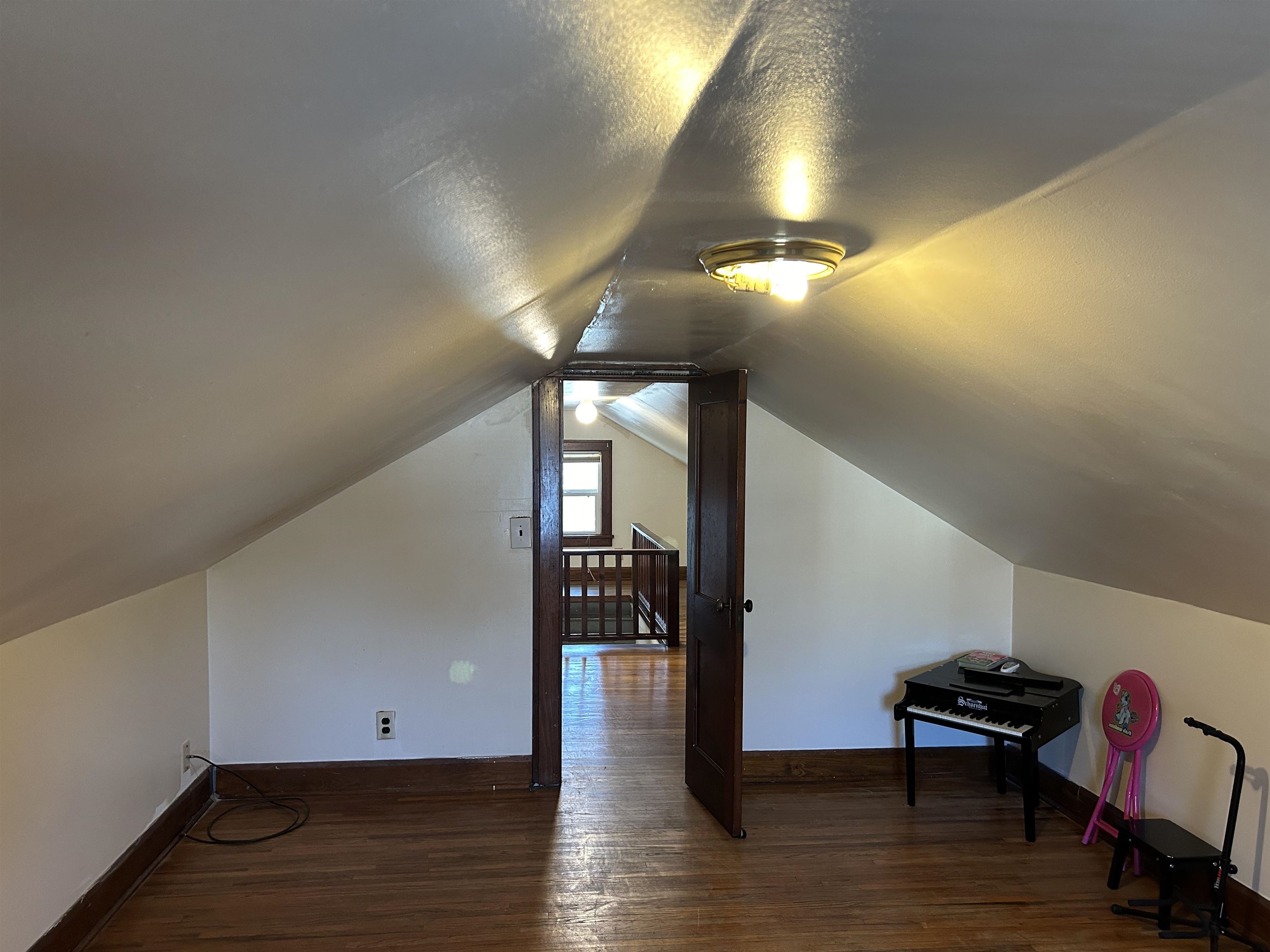 1707 Ridge Avenue Rockford, IL 61103 - Photo 19 of 33 a view of empty room with wooden floor