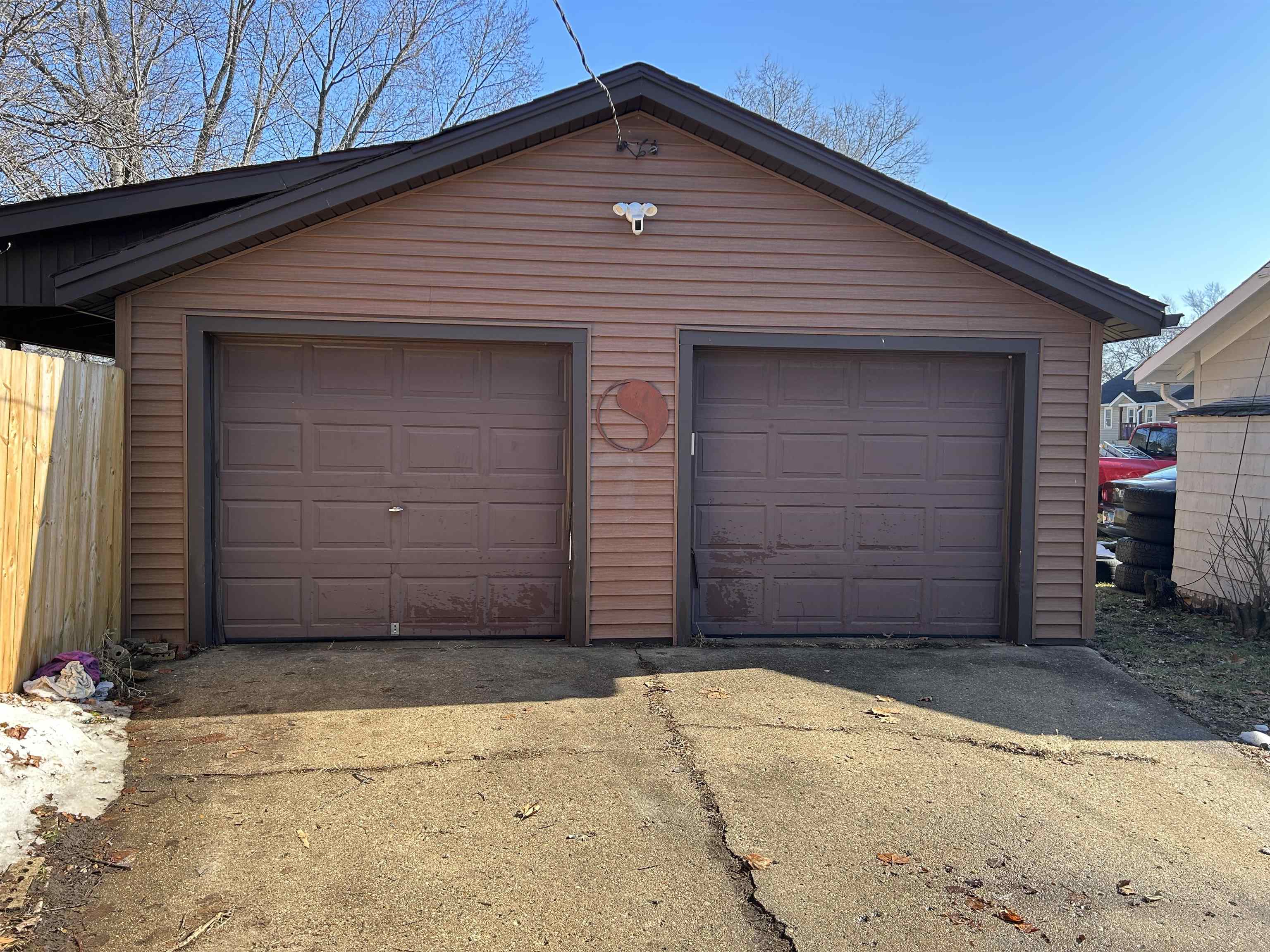 1707 Ridge Avenue Rockford, IL 61103 - Photo 29 of 33 a front view of a house