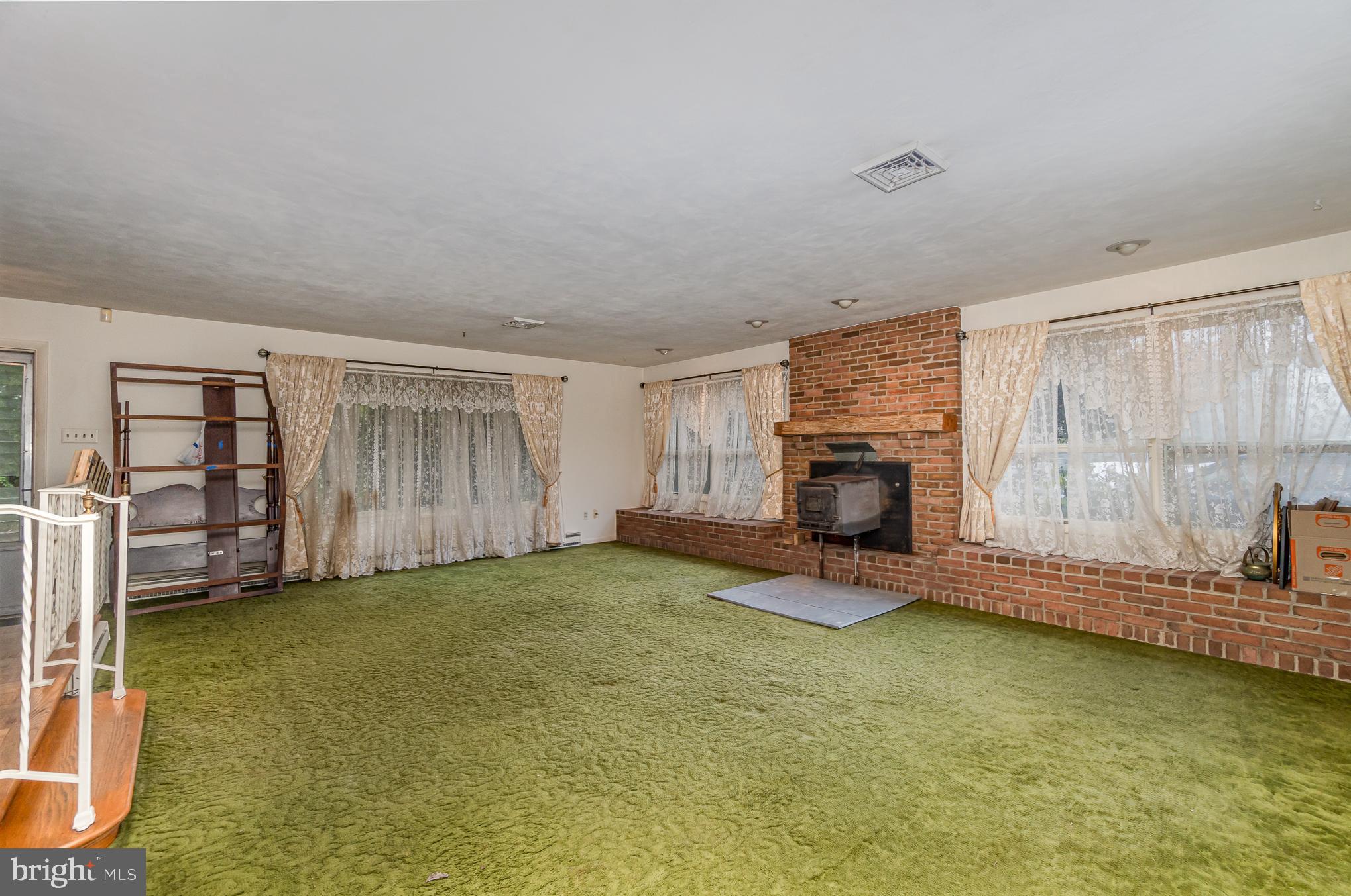 1031 Syner Road Annville, PA 17003 - Photo 4 of 51