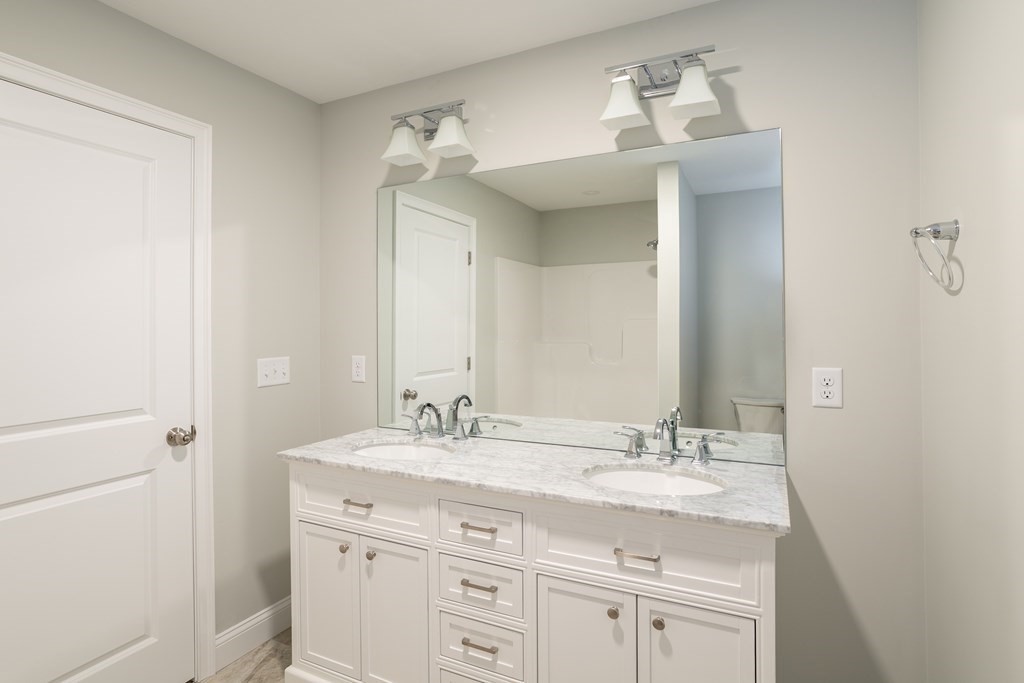 11 Katlyn Circle, Unit 12 Rochester, MA 02770 - Photo 14 of 36 Gallery Image 14