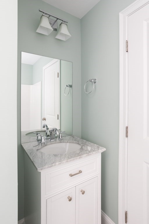 11 Katlyn Circle, Unit 12 Rochester, MA 02770 - Photo 21 of 36 Gallery Image 21