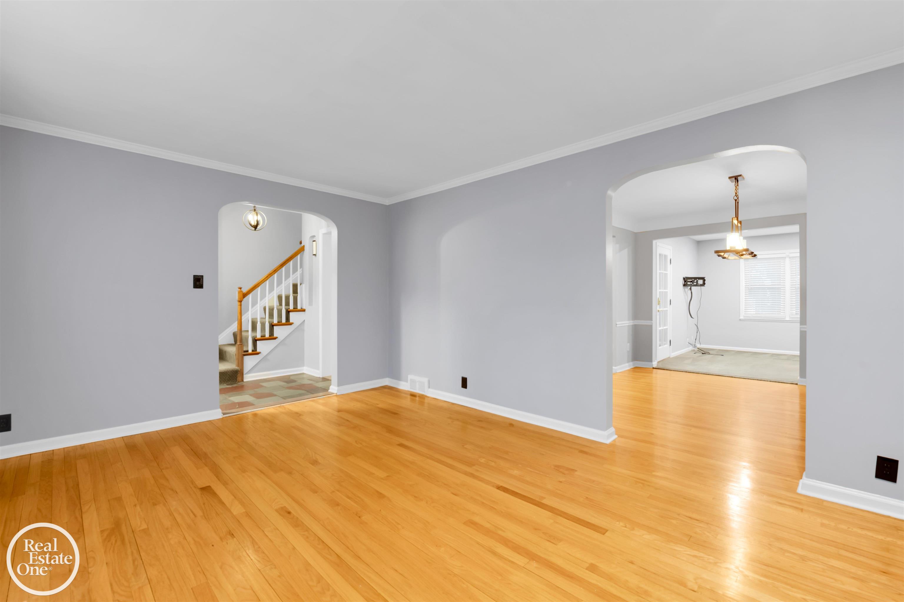 1989 Littlestone Road Grosse Pointe Woods, MI 48236 - Photo 7 of 29