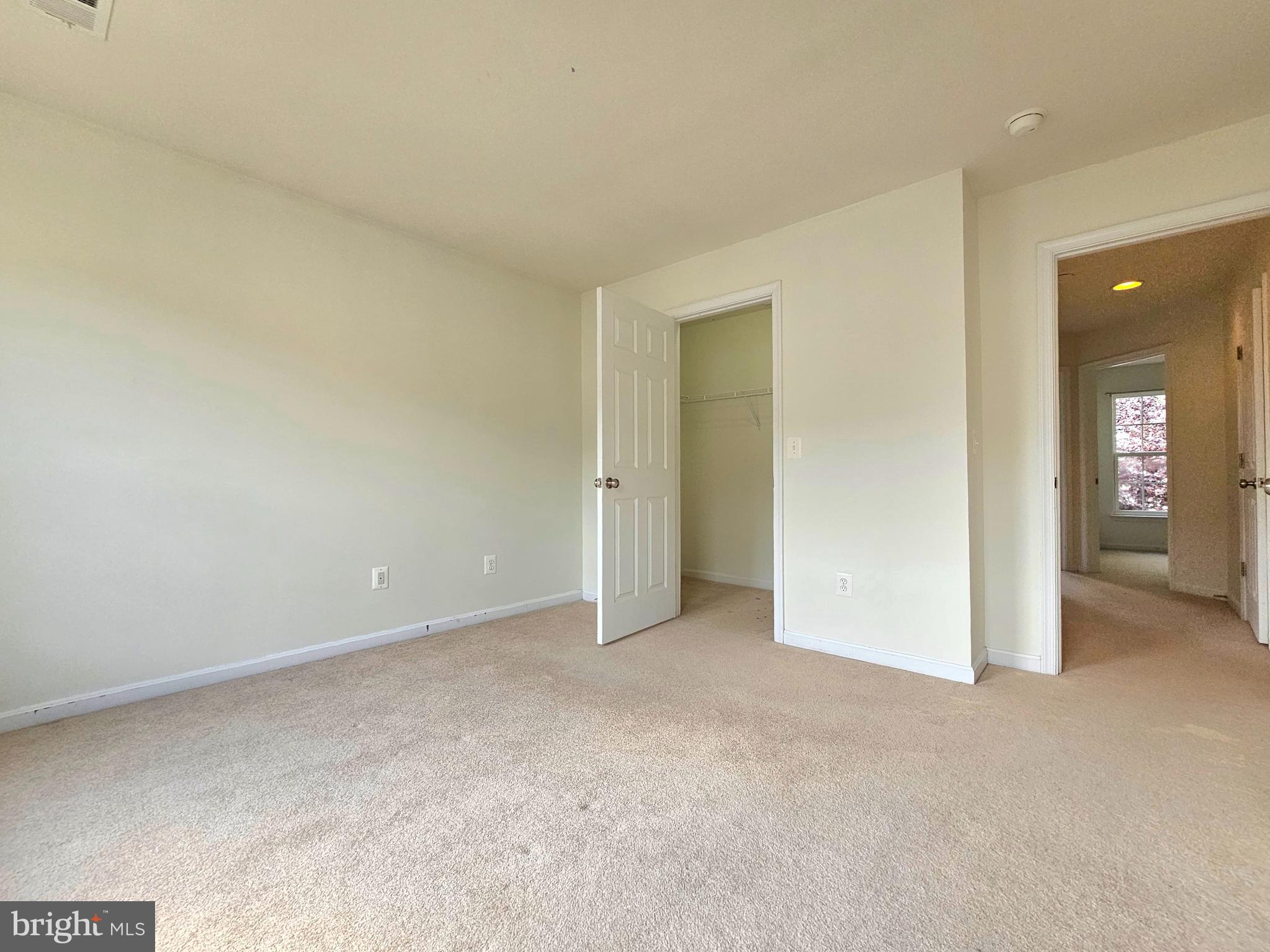 15328 Elizabeth Burbage Loop Woodbridge, VA 22191 - Photo 15 of 34
