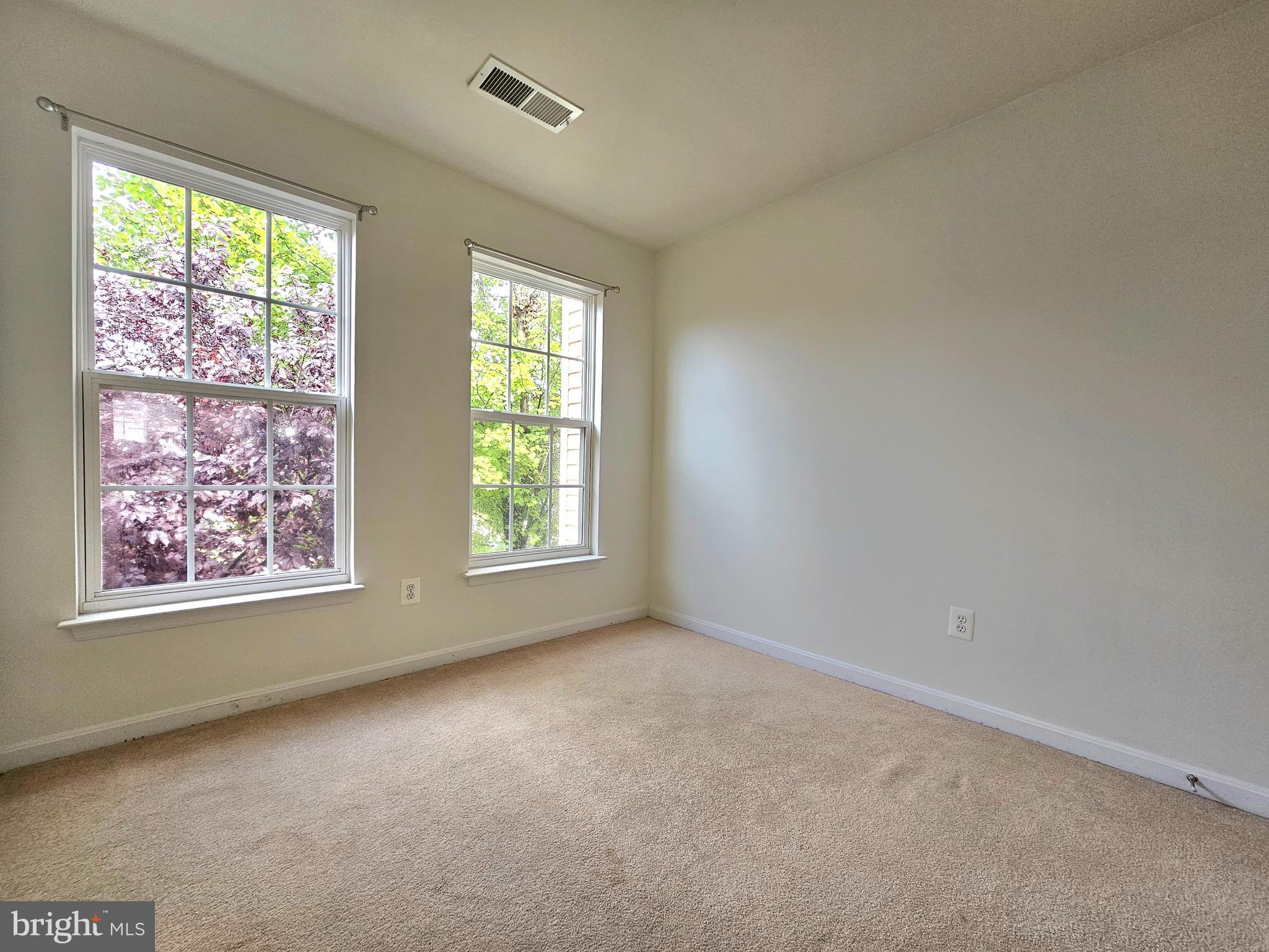 15328 Elizabeth Burbage Loop Woodbridge, VA 22191 - Photo 22 of 34