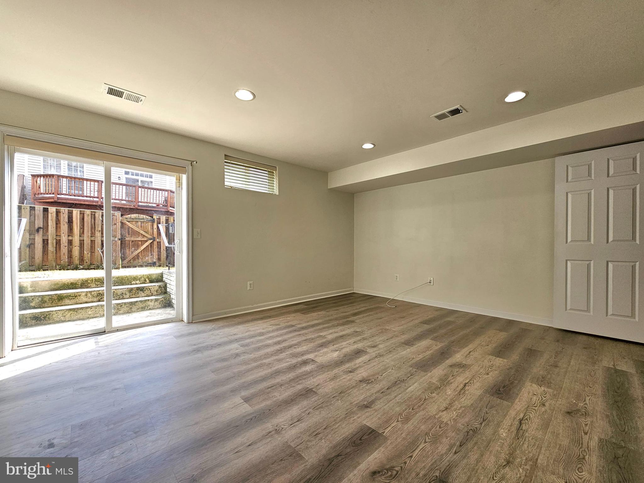 15328 Elizabeth Burbage Loop Woodbridge, VA 22191 - Photo 25 of 34
