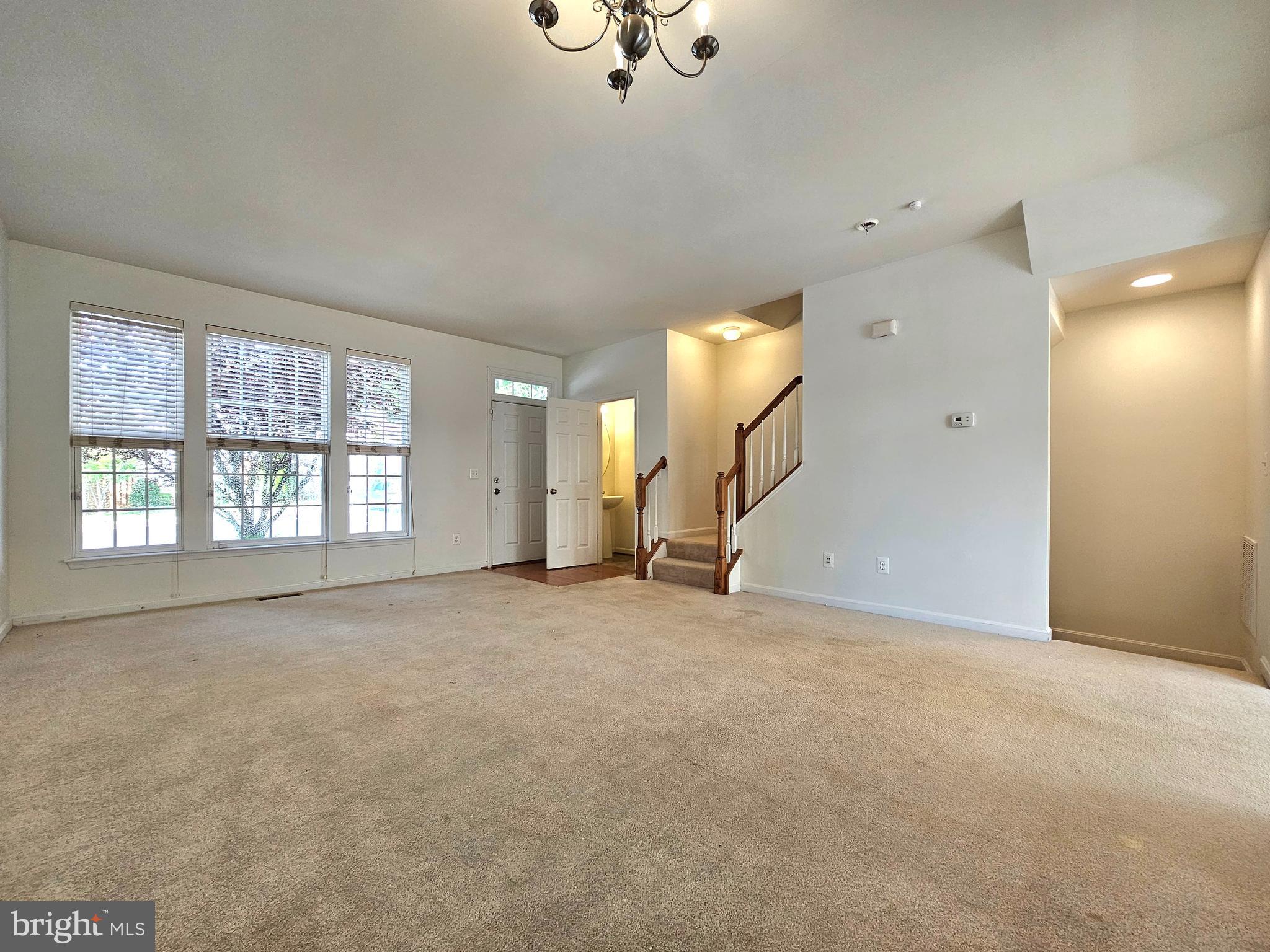 15328 Elizabeth Burbage Loop Woodbridge, VA 22191 - Photo 3 of 34