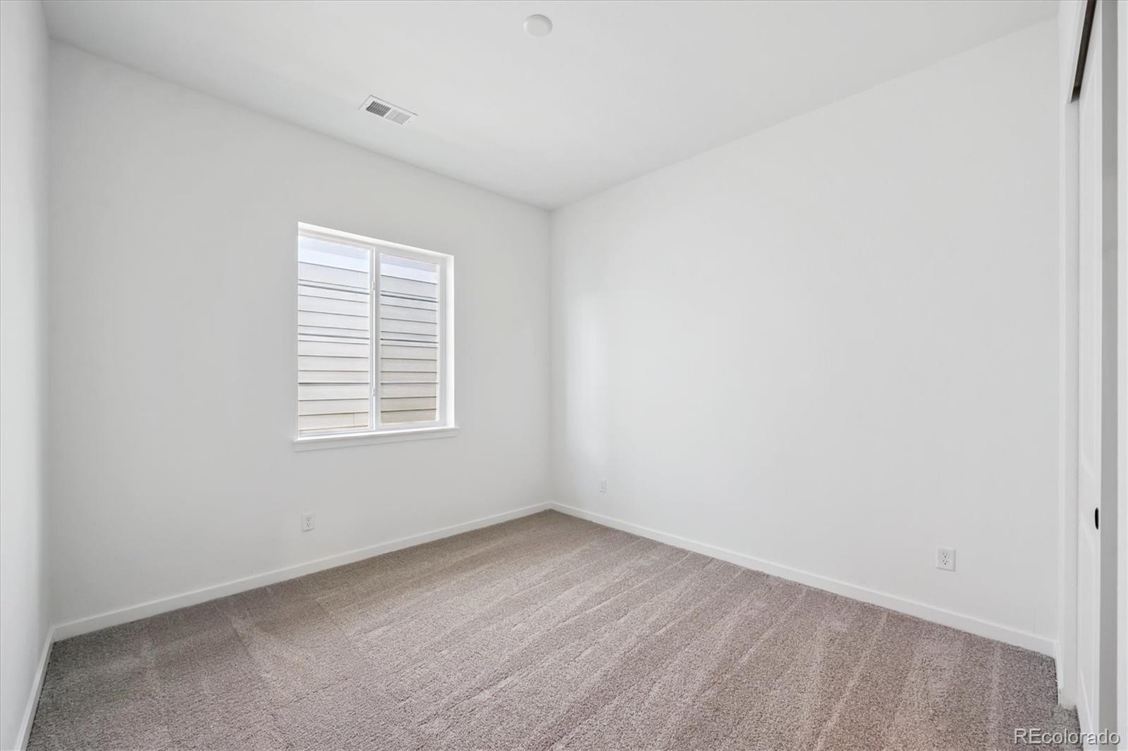 5706 Wayfarer Circle Firestone, CO 80504 - Photo 4 of 24