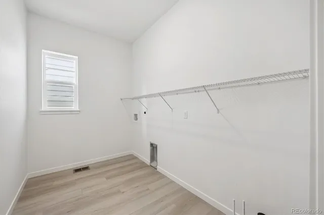 $899,950 | 5706 Wayfarer Circle, Firestone, CO 80504