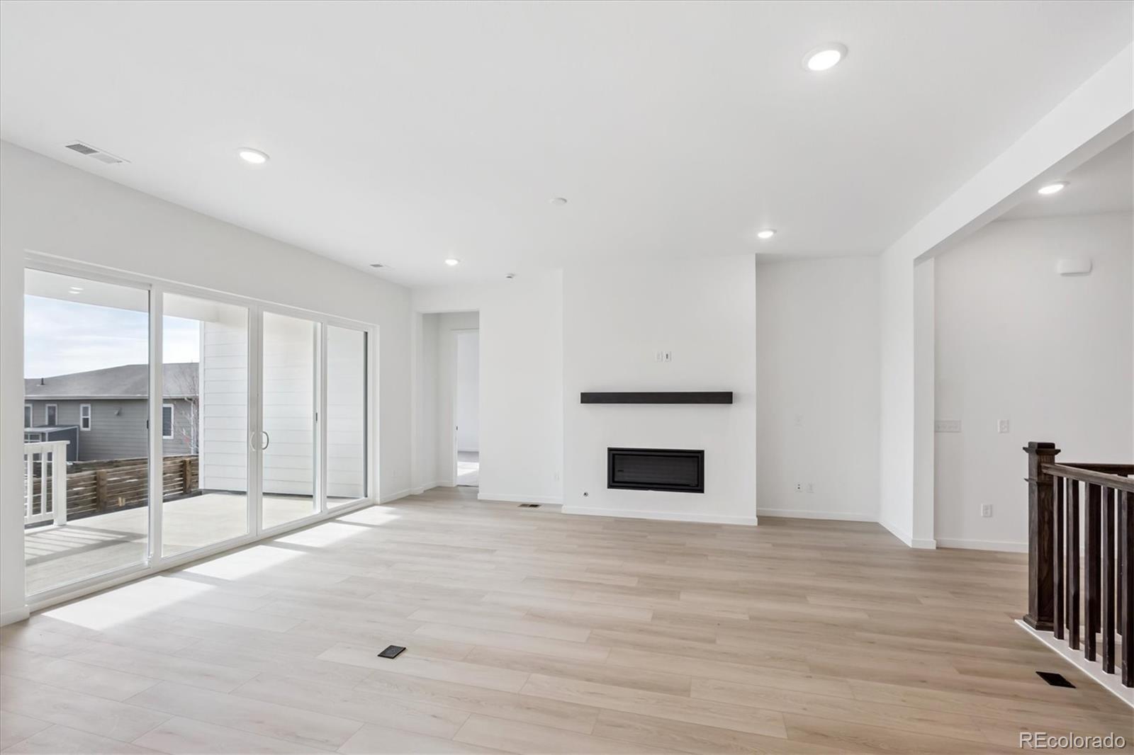 5706 Wayfarer Circle Firestone, CO 80504 - Photo 8 of 24